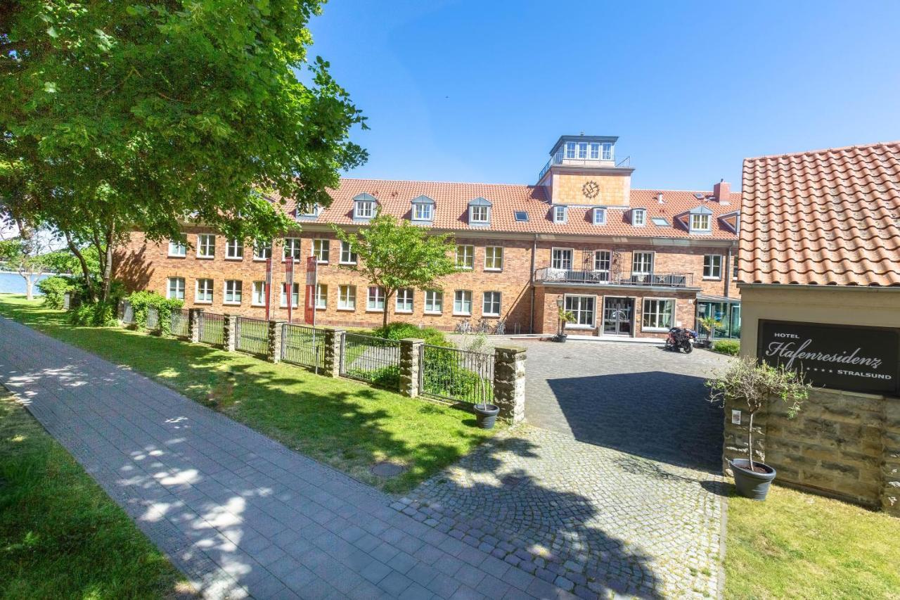 Hotel Hafenresidenz Stralsund Exterior photo